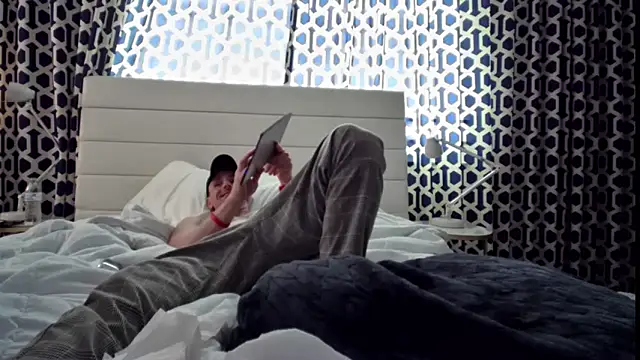 Snapshot of RyleyRydes chatting on 12, 12, 2024 RyleyRydes online show from 12, 12, 2024