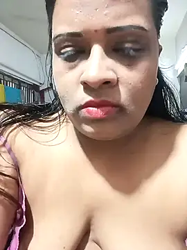 Snapshot of Love_Jenny chatting on 5, 1, 2025 Love Jenny online show from 5, 1, 2025