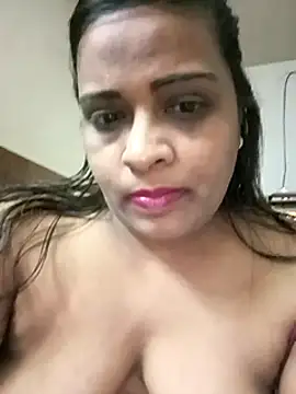 Snapshot of Love_Jenny chatting on 1, 2, 2025 Love Jenny online show from 1, 2, 2025