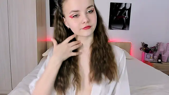 evelinal ove online show from 9, 3, 2025