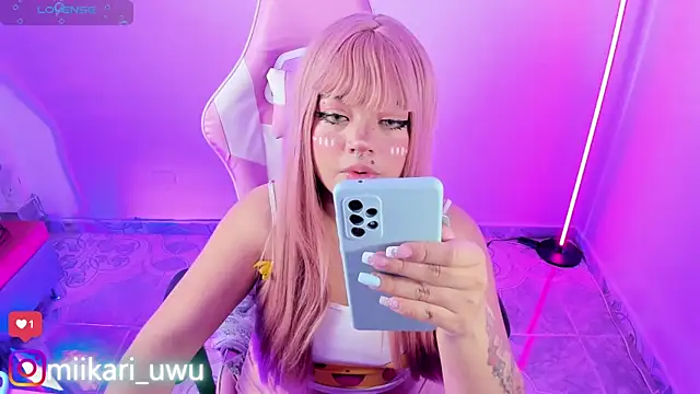 Ahri Elderwood online show from 27, 9, 2025