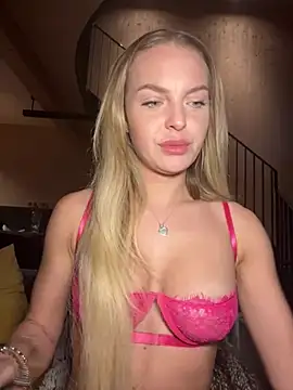 ChiaraVixen online show from 28, 1, 2025