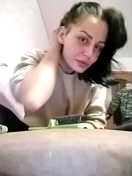 Snapshot of Tracey_Izzy chatting on 22, 10, 2025 Tracey Izzy online show from 22, 10, 2025