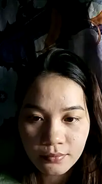 Snapshot of Ngoc-Trinh chatting on 18, 12, 2024 Ngoc-Trinh online show from 18, 12, 2024