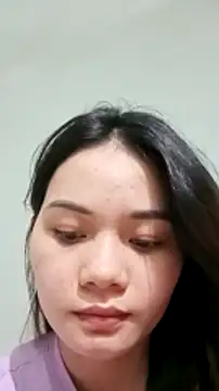 Snapshot of Ngoc-Trinh chatting on 1, 1, 2025 Ngoc-Trinh online show from 1, 1, 2025