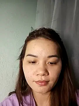 Snapshot of Ngoc-Trinh chatting on 25, 1, 2025 Ngoc-Trinh online show from 25, 1, 2025
