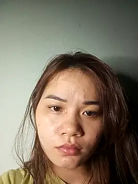 Snapshot of Ngoc-Trinh chatting on 10, 2, 2025 Ngoc-Trinh online show from 10, 2, 2025