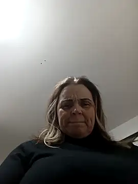 hugebobbs online show from 19, 12, 2025