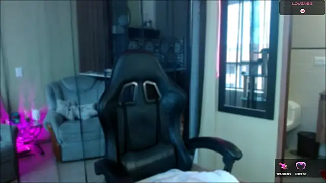 tevenwhiite online show from 16, 11, 2025