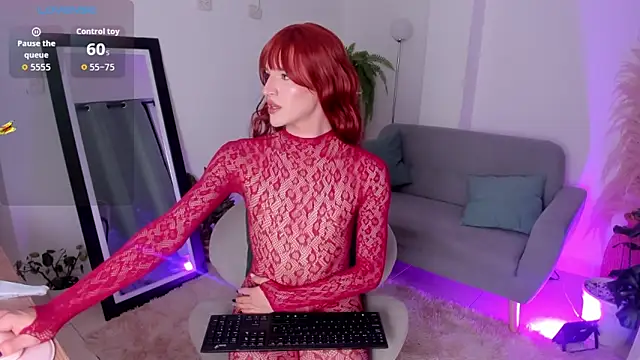 AnntoniaWood online show from 24, 11, 2025