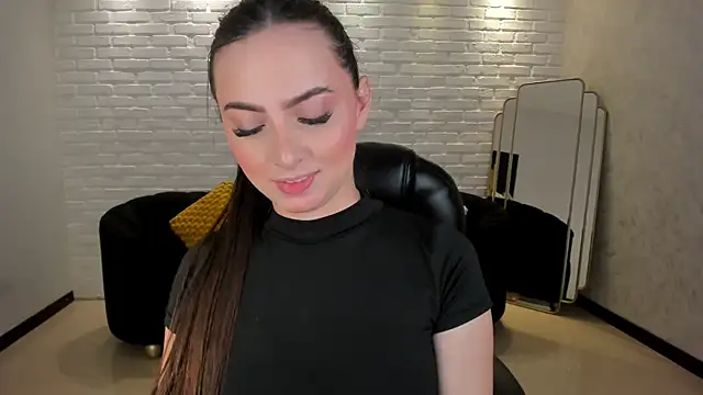Snapshot of AliceHarper_ chatting on 10, 1, 2025 AliceHarper online show from 10, 1, 2025