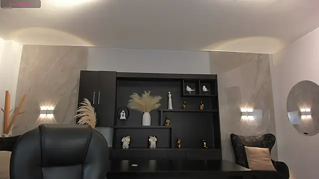 Snapshot of AliceHarper_ chatting on 1, 3, 2025 AliceHarper online show from 1, 3, 2025