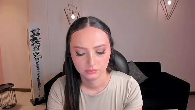 Snapshot of AliceHarper_ chatting on 22, 9, 2025 AliceHarper online show from 22, 9, 2025