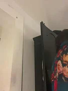 holyeroticss online show from 18, 1, 2025