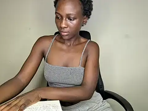 Snapshot of ebonyy_duchess chatting on 28, 1, 2025 ebonyy duchess online show from 28, 1, 2025