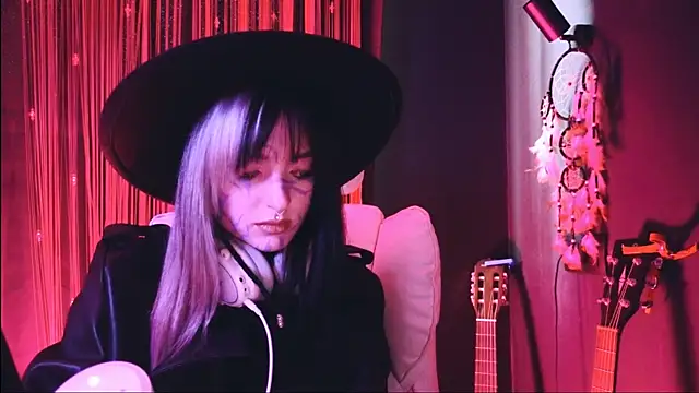 Avi Nile online show from 1, 11, 2025