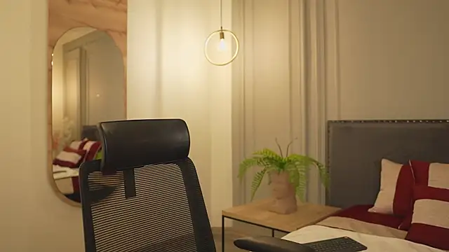 IrisBaker online show from 17, 2, 2026