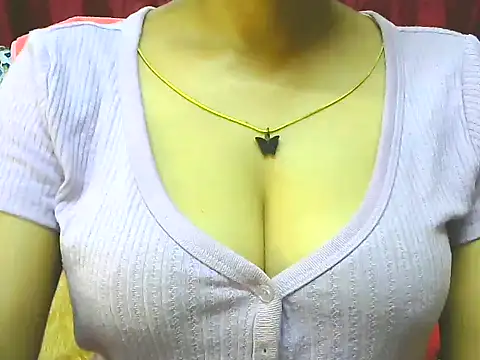 Snapshot of ishmita99 chatting on 9, 9, 2025 ishmita99 online show from 9, 9, 2025