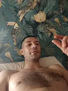 litleboy92 online show from 18, 3, 2026