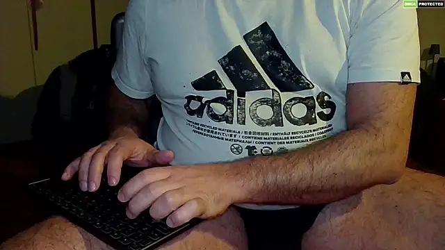 Snapshot of MultiOrgasmicLover chatting on 13, 3, 2026 MultiOrgasmicLover online show from 13, 3, 2026