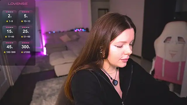 Your Sweet Julia online show from 5, 2, 2026