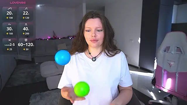 Your Sweet Julia online show from 24, 3, 2026