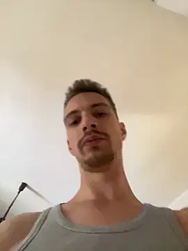 Snapshot of elatus0206 chatting on 29, 10, 2025 elatus0206 online show from 29, 10, 2025