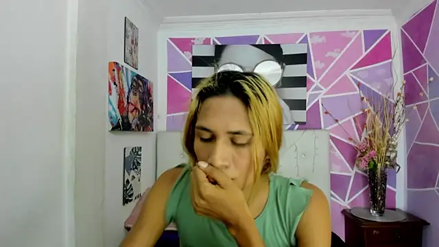 Brisahott online show from 10, 1, 2025