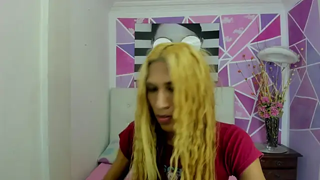 Brisahott online show from 1, 2, 2025