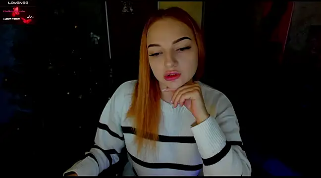 Snapshot of Stella__Cox chatting on 22, 12, 2024 Stella Cox online show from 22, 12, 2024