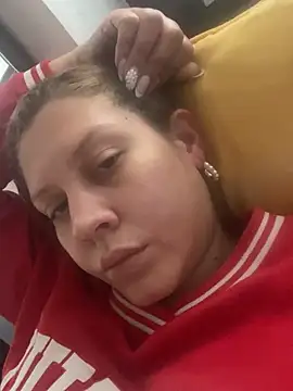 Snapshot of andreinitahg chatting on 6, 1, 2025 andreinitahg online show from 6, 1, 2025