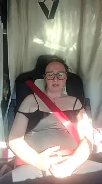 Snapshot of cuplubijoanna chatting on 1, 2, 2025 cuplubijoanna online show from 1, 2, 2025