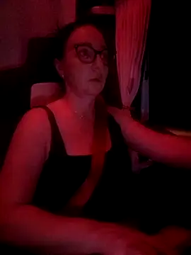 Snapshot of cuplubijoanna chatting on 8, 2, 2025 cuplubijoanna online show from 8, 2, 2025
