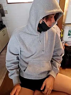 MANNZAAo06 online show from 23, 12, 2024