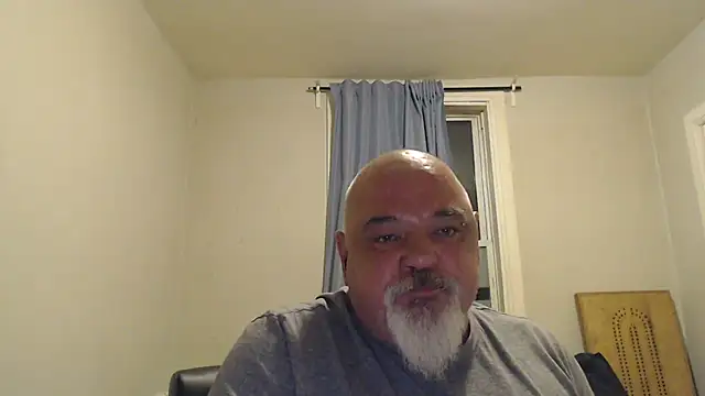 Snapshot of Newfiesausage1972 chatting on 15, 9, 2025 Newfiesausage1972 online show from 15, 9, 2025