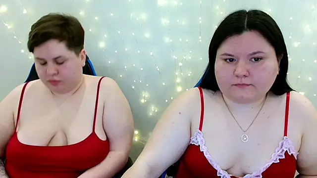 BeckyAndHellen online show from 17, 4, 2026