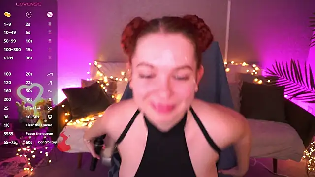 Snapshot of CarolinaDia chatting on 26, 4, 2026 CarolinaDia online show from 26, 4, 2026
