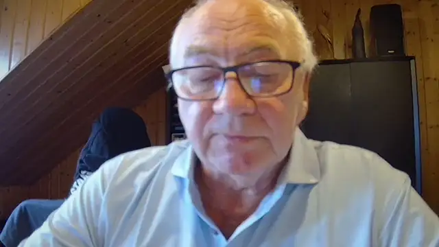 Snapshot of biggandybig chatting on 14, 10, 2025 biggandybig online show from 14, 10, 2025