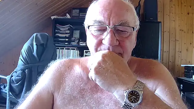 Snapshot of biggandybig chatting on 24, 6, 2026 biggandybig online show from 24, 6, 2026