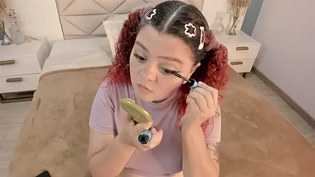 Twwiiggy online show from 22, 2, 2026