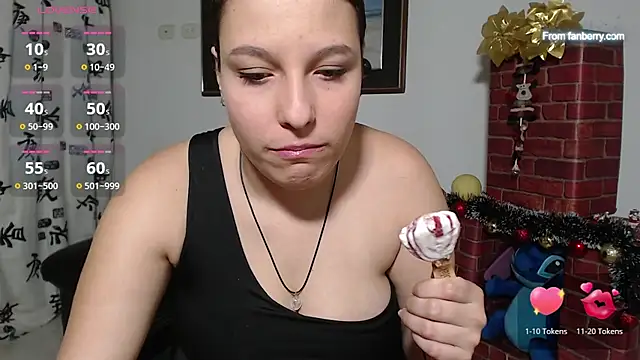 Snapshot of alexia_87 chatting on 15, 12, 2024 alexia 87 online show from 15, 12, 2024