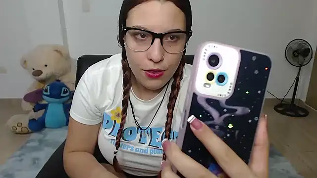 Snapshot of alexia_87 chatting on 24, 2, 2025 alexia 87 online show from 24, 2, 2025