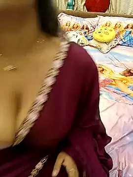 Snapshot of Divya_girl chatting on 16, 7, 2026 Divya girl online show from 16, 7, 2026