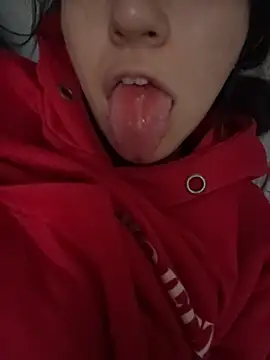 Naughtylittlegirl  online show from 13, 11, 2025