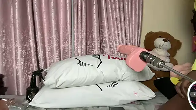 Snapshot of SexyAudreyFuck chatting on 11, 9, 2025 SexyAudreyFuck online show from 11, 9, 2025