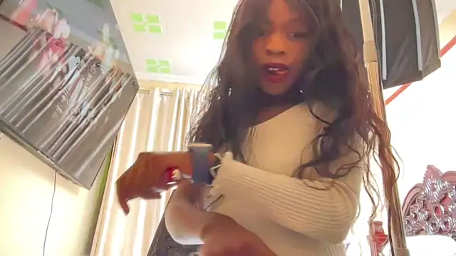 Snapshot of SexyAudreyFuck chatting on 11, 11, 2025 SexyAudreyFuck online show from 11, 11, 2025