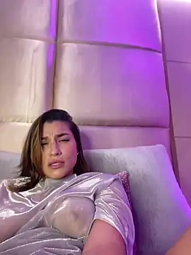 SaharaRush  online show from 7, 1, 2025