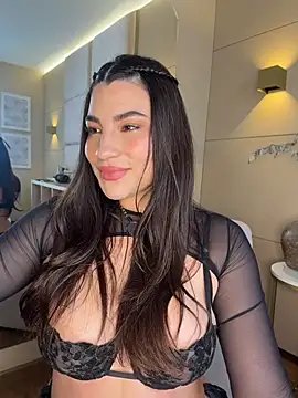 Snapshot of SaharaRush_ chatting on 4, 7, 2026 SaharaRush online show from 4, 7, 2026