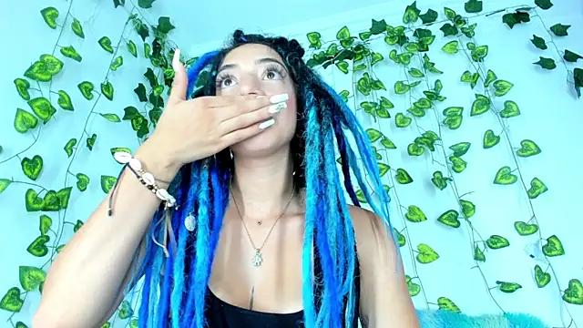 SaturnooStonee online show from 10, 1, 2025