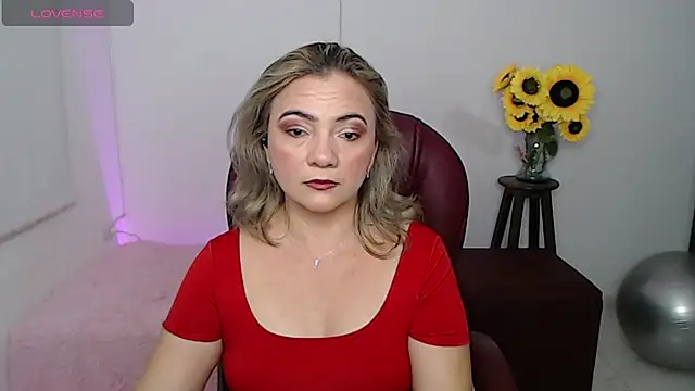 ana milf online show from 13, 2, 2026